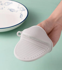 Heat Resistant Silicone Oven Gloves - Extra Thick Protection for Kitchen Safety